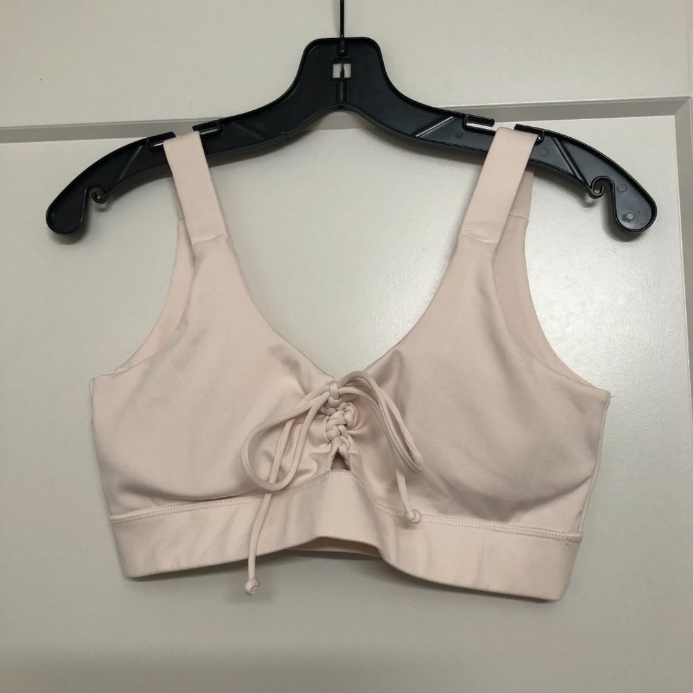 [GUESS] Lace-Up Active Bra (Small) - Picture 2 of 3